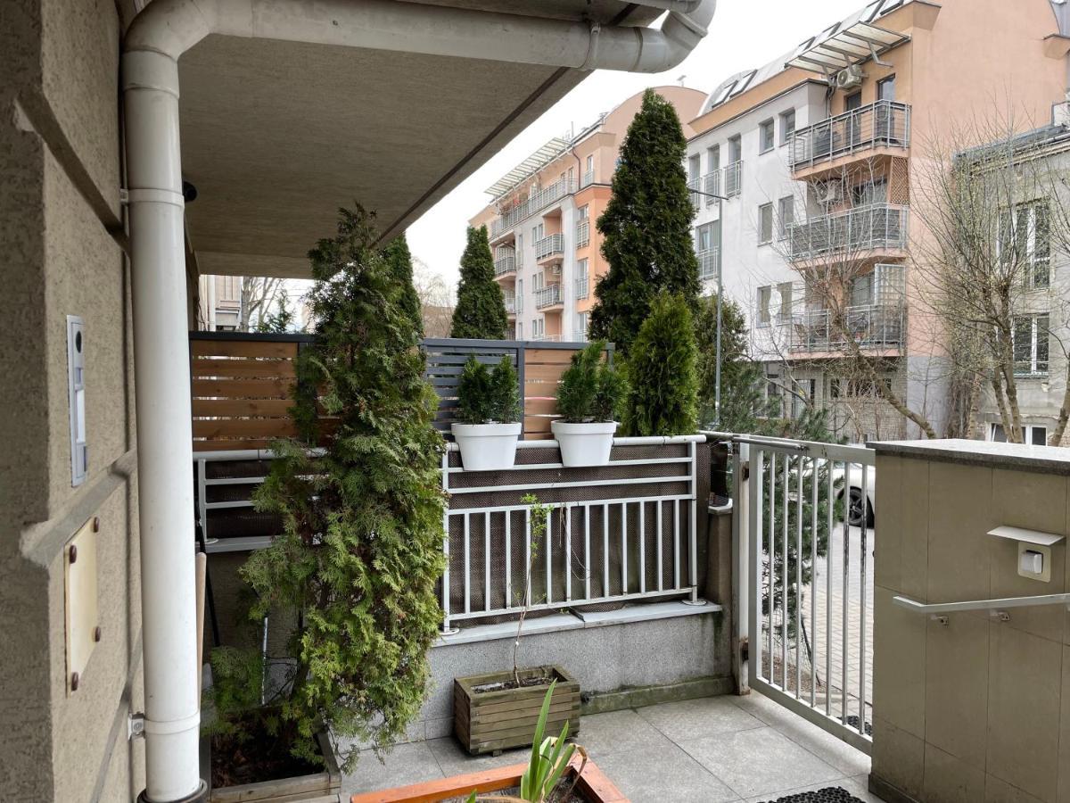 Apartament Z Tarasem Przy Parku Warszawa